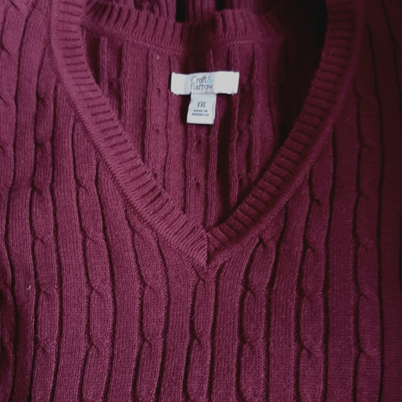 Maroon cable knit sweater - Picture 4 of 4